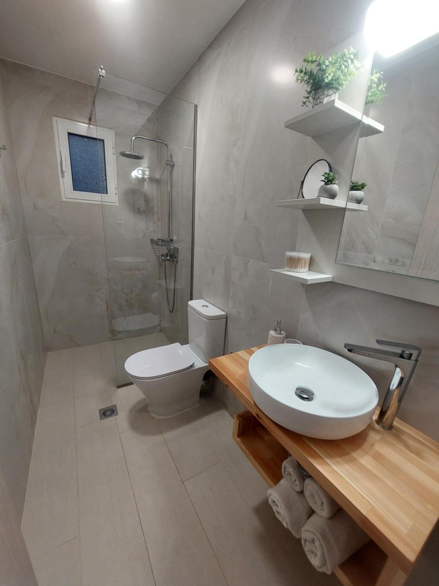 Margarita Studios Sami  Luaran gambar